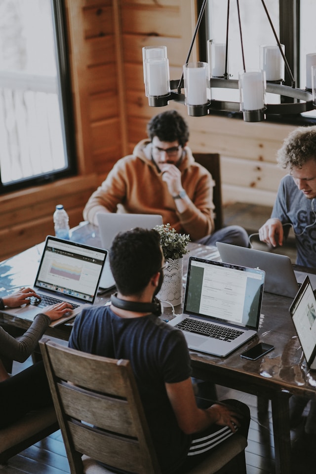 annie-spratt-MChSQHxGZrQ-unsplash Curso online para profesionales del sector público